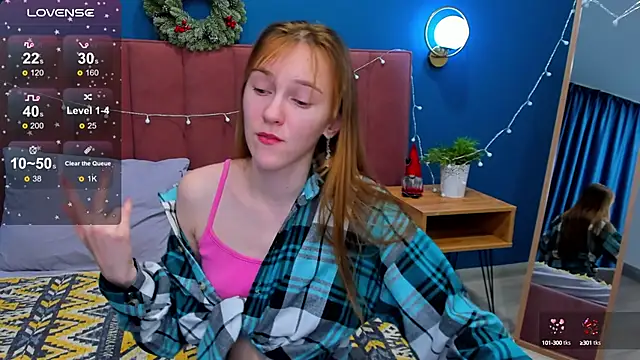 Snapshot of VanillaKelly chatting on 12-24-24, 07:49 VanillaKelly online show from 12-24-24, 07:49