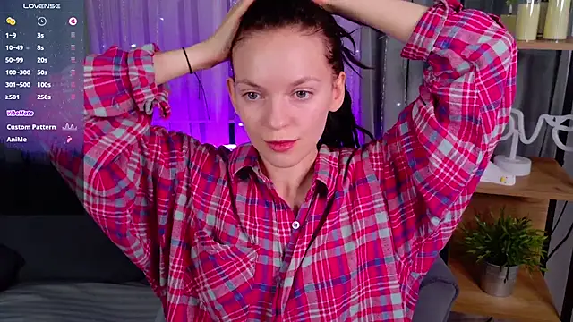 Snapshot of CoreyJane chatting on 01-09-25, 04:30 CoreyJane online show from 01-09-25, 04:30