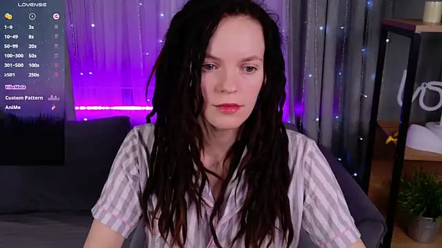 Snapshot of CoreyJane chatting on 01-23-25, 04:30 CoreyJane online show from 01-23-25, 04:30