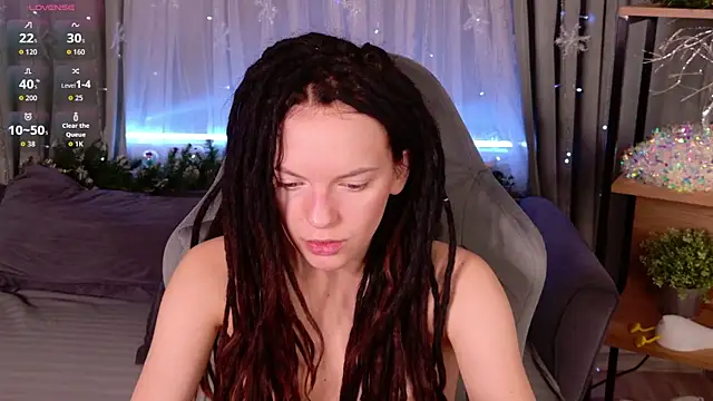 Snapshot of CoreyJane chatting on 12-22-25, 06:10 CoreyJane online show from 12-22-25, 06:10