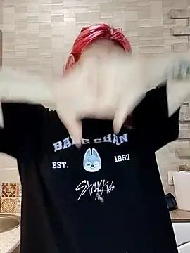 Lisa Adam online show from 02-15-25, 09:05