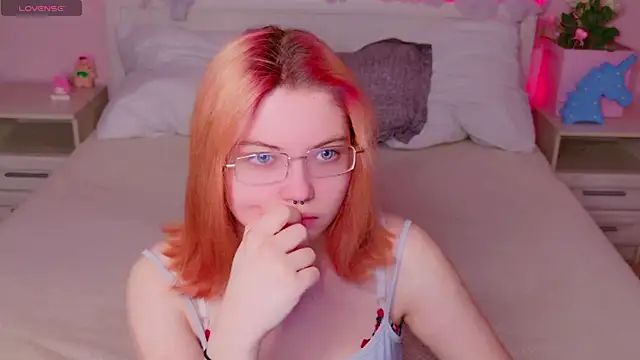 Lisa Adam online show from 03-22-25, 04:03