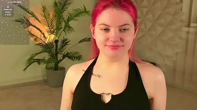 Snapshot of Lisa_Adam chatting on 05-12-26, 06:16 Lisa Adam online show from 05-12-26, 06:16