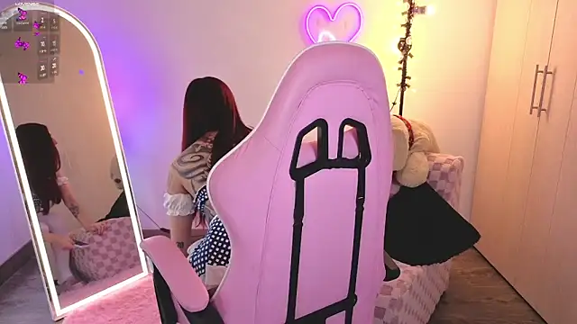 violet ch online show from 02-10-26, 06:01