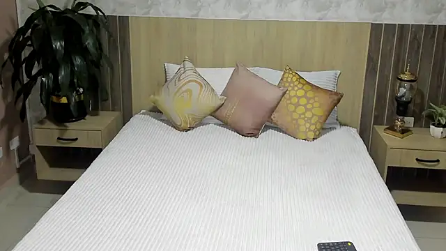 Snapshot of rebeca_cortez_ chatting on 06-16-26, 09:28 rebeca cortez online show from 06-16-26, 09:28