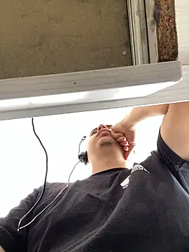 DanielGomez9 online show from 02-10-25, 02:05