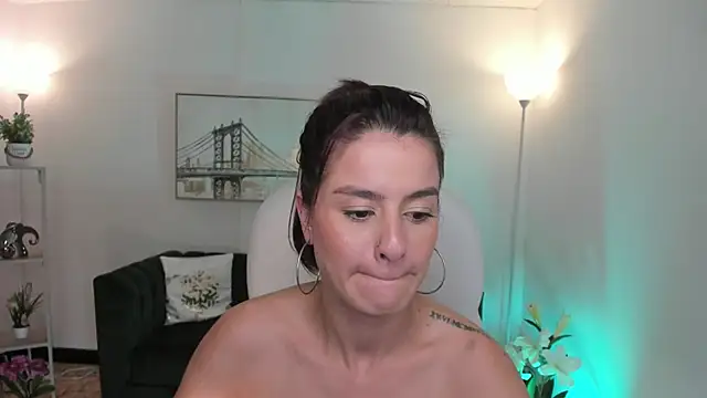 Ludovika mattson online show from 12-13-24, 09:30