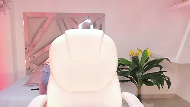 Ludovika mattson online show from 01-29-25, 05:02