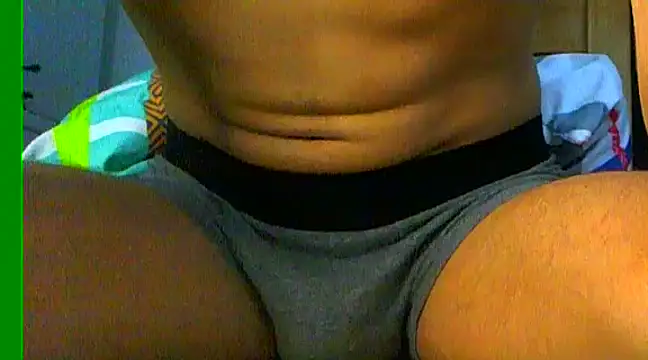 Snapshot of Ian_zaenzz chatting on 12-19-24, 09:28 Ian zaenzz online show from 12-19-24, 09:28