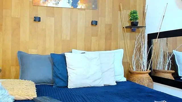 marianaa90 online show from 10-25-25, 01:40