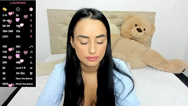 DarcieJane online show from 12-14-24, 07:25