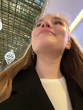 Holy Tereza online show from 12-15-24, 03:09