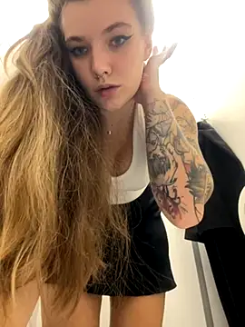 Holy Tereza online show from 10-12-25, 03:33