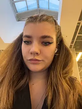 Holy Tereza online show from 03-29-26, 03:12