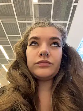 Holy Tereza online show from 04-18-26, 03:49