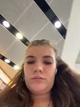 Snapshot of Holy_Tereza chatting on 06-14-26, 03:36 Holy Tereza online show from 06-14-26, 03:36