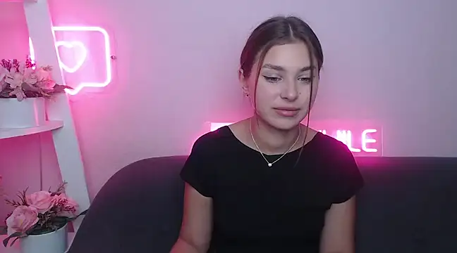 MilanaAngelAs online show from 01-26-25, 05:45