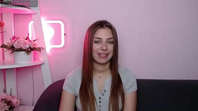 Snapshot of MilanaAngelAs chatting on 06-22-26, 04:42 MilanaAngelAs online show from 06-22-26, 04:42