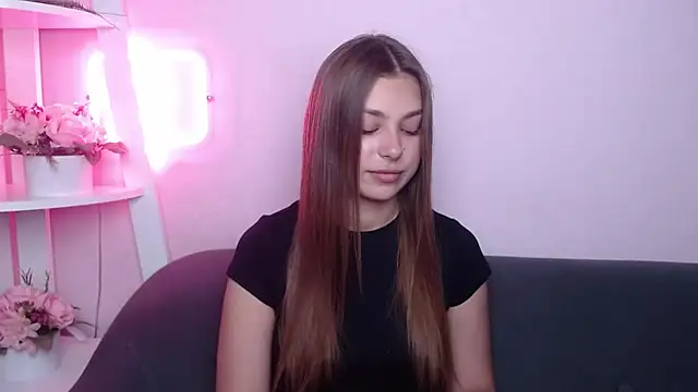 Snapshot of MilanaAngelAs chatting on 07-04-26, 04:40 MilanaAngelAs online show from 07-04-26, 04:40