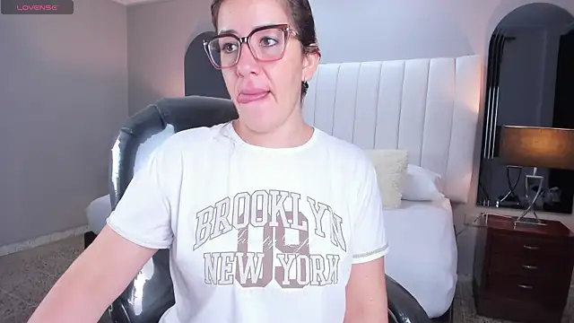 vanity sex online show from 10-31-25, 11:44