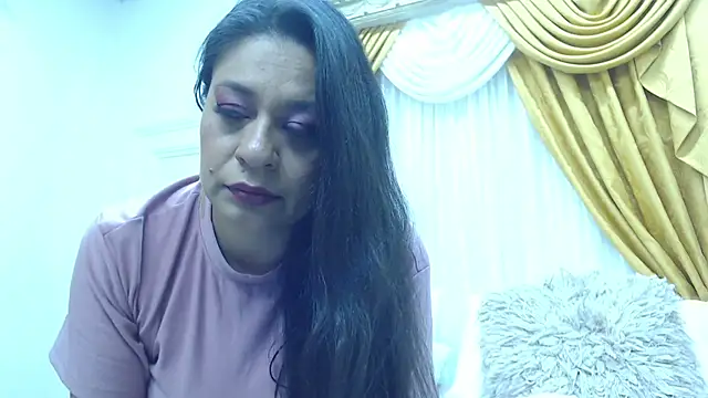 MiaCallie online show from 03-07-25, 07:49