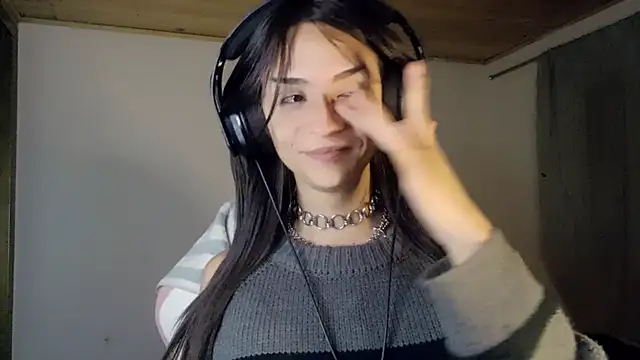 Dollbehavior  online show from 01-09-26, 09:34