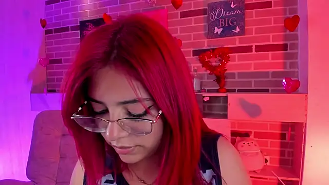 Rousse Collinss online show from 02-25-25, 03:42