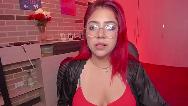 Rousse Collinss online show from 01-07-26, 02:08