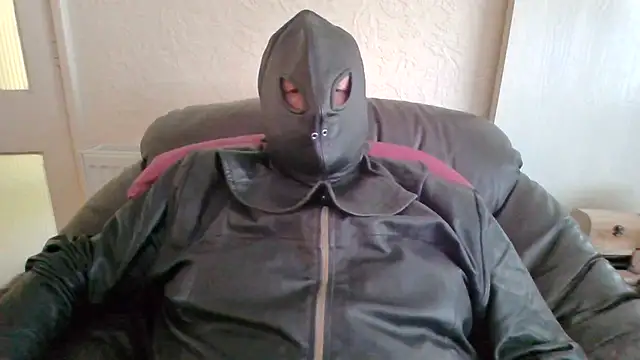 Leatherman63 online show from 07-04-26, 06:19
