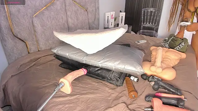 Katejordan online show from 01-28-25, 03:57