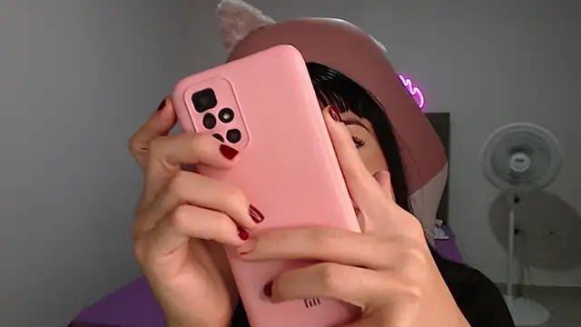 Snapshot of Caribbean_beauty_ chatting on 03-23-25, 01:20 Caribbean beauty  online show from 03-23-25, 01:20