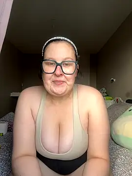 Misssmilf online show from 09-14-25, 11:42