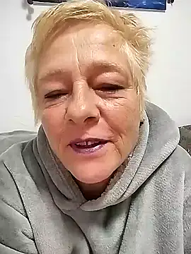 Snapshot of SoDi_Love chatting on 01-03-25, 01:59 SoDi Love online show from 01-03-25, 01:59