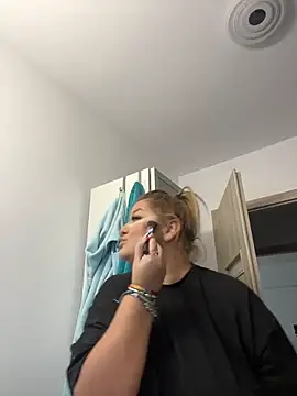 AllysonK online show from 01-21-25, 08:52