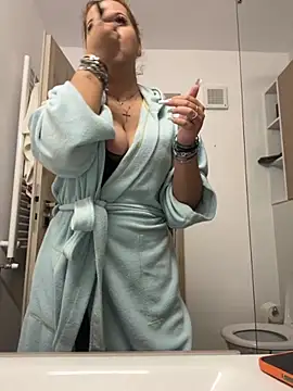 AllysonK online show from 11-09-25, 03:32