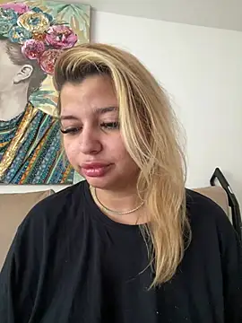 Snapshot of AllysonK chatting on 06-24-26, 10:14 AllysonK online show from 06-24-26, 10:14