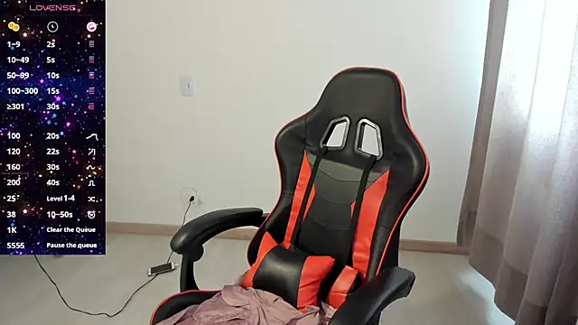 maryluna95 online show from 10-31-25, 03:13