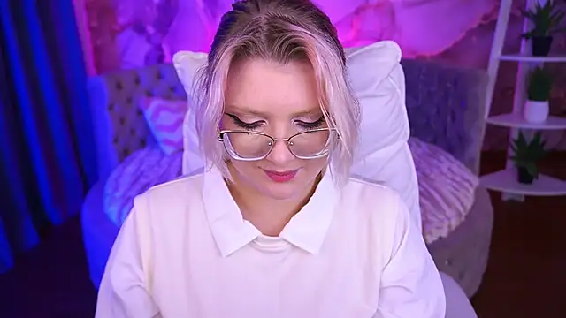 CoolTatis online show from 11-30-25, 07:01