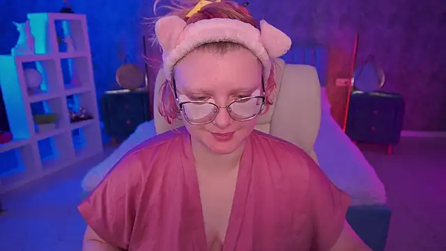 CoolTatis online show from 05-29-26, 06:11