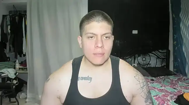 Snapshot of regan_jhonso chatting on 01-21-25, 11:56 regan jhonso online show from 01-21-25, 11:56