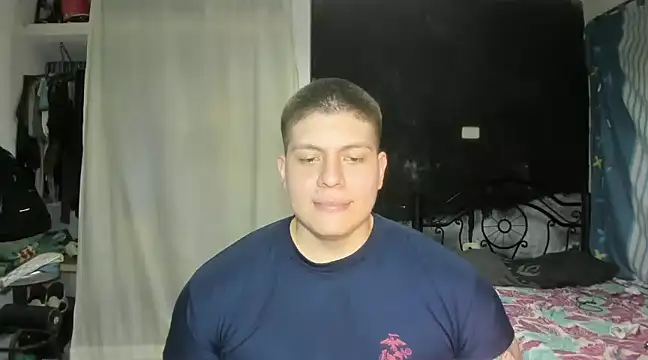 Snapshot of regan_jhonso chatting on 02-01-25, 05:49 regan jhonso online show from 02-01-25, 05:49