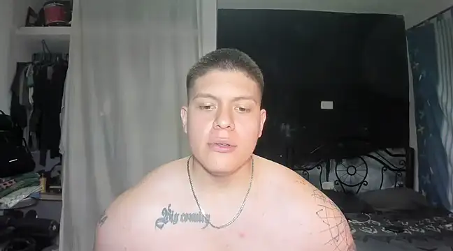 Snapshot of regan_jhonso chatting on 02-09-25, 09:16 regan jhonso online show from 02-09-25, 09:16