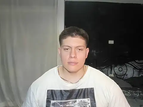 Snapshot of regan_jhonso chatting on 03-02-25, 07:21 regan jhonso online show from 03-02-25, 07:21