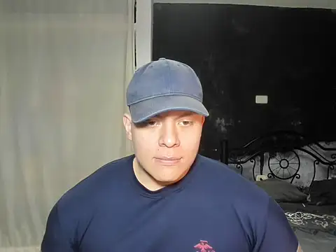 Snapshot of regan_jhonso chatting on 03-02-25, 12:22 regan jhonso online show from 03-02-25, 12:22