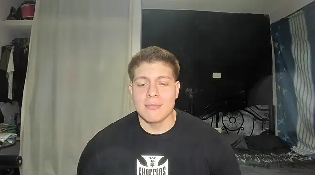 Snapshot of regan_jhonso chatting on 03-18-25, 05:52 regan jhonso online show from 03-18-25, 05:52