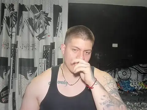 Snapshot of regan_jhonso chatting on 09-11-25, 04:56 regan jhonso online show from 09-11-25, 04:56