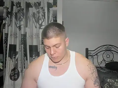 Snapshot of regan_jhonso chatting on 09-21-25, 07:43 regan jhonso online show from 09-21-25, 07:43