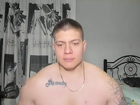 Snapshot of regan_jhonso chatting on 11-12-25, 01:11 regan jhonso online show from 11-12-25, 01:11