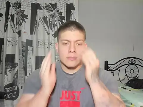 Snapshot of regan_jhonso chatting on 11-13-25, 05:23 regan jhonso online show from 11-13-25, 05:23