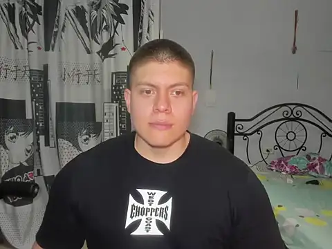 Snapshot of regan_jhonso chatting on 03-17-26, 06:39 regan jhonso online show from 03-17-26, 06:39